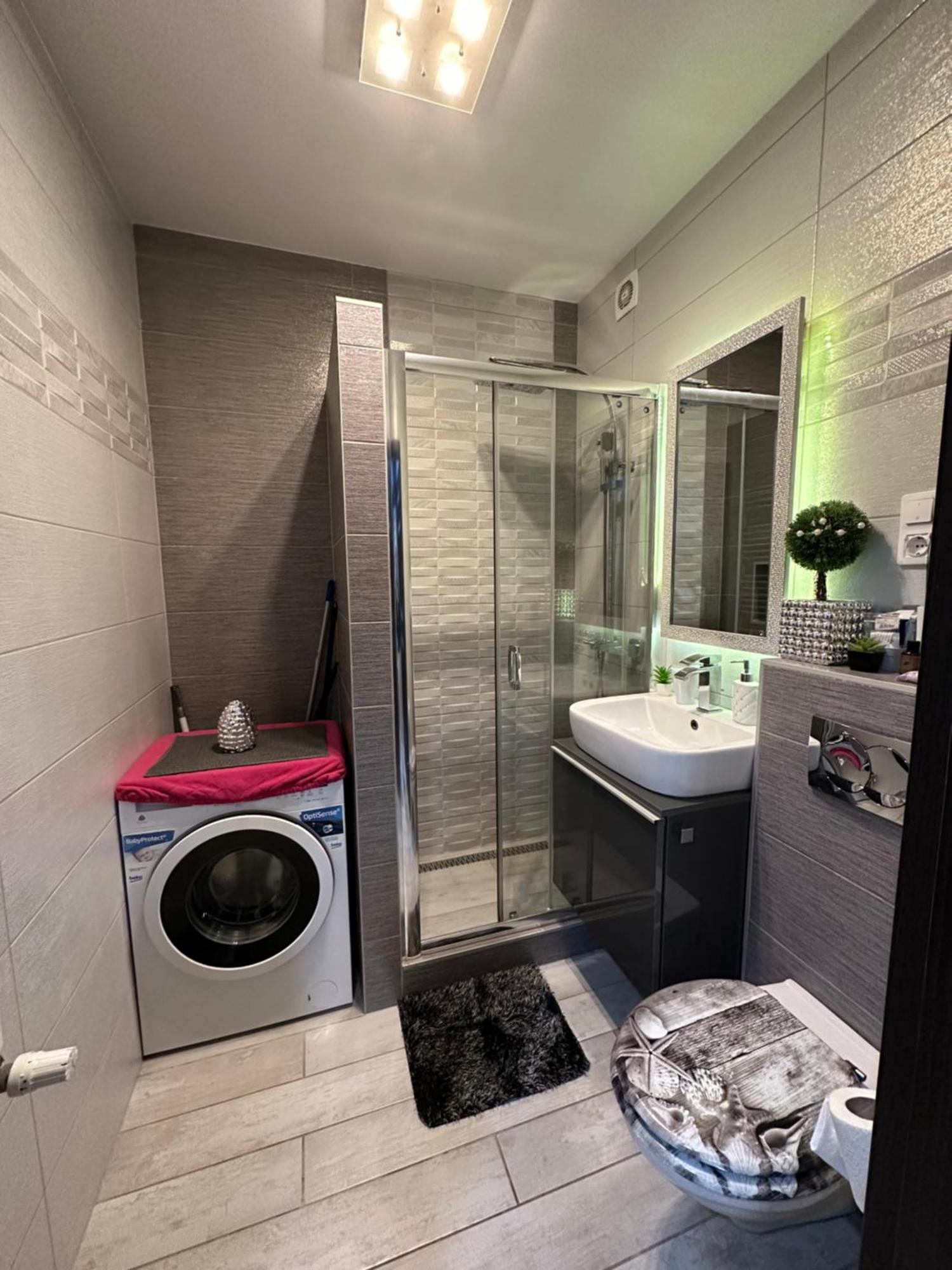 Gina Apartman ديبريتْسين المظهر الخارجي الصورة